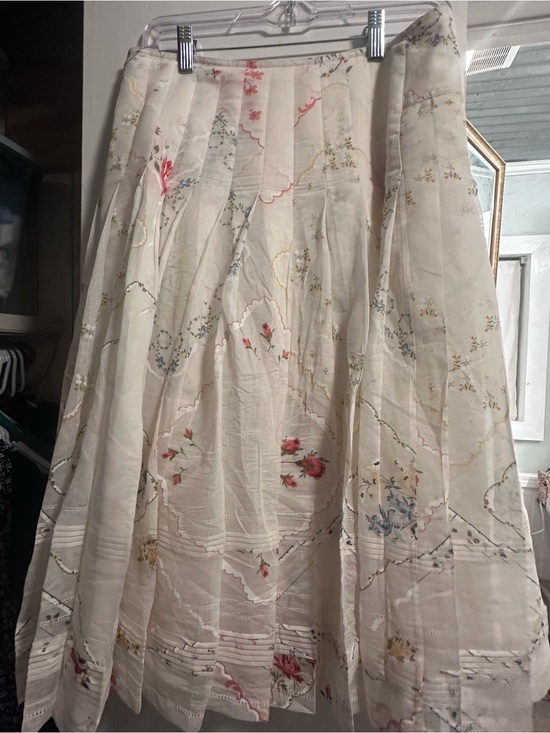 Tory Burch Dresses & Skirts - Tory Burch Cream Floral Pleated Midi Skirt